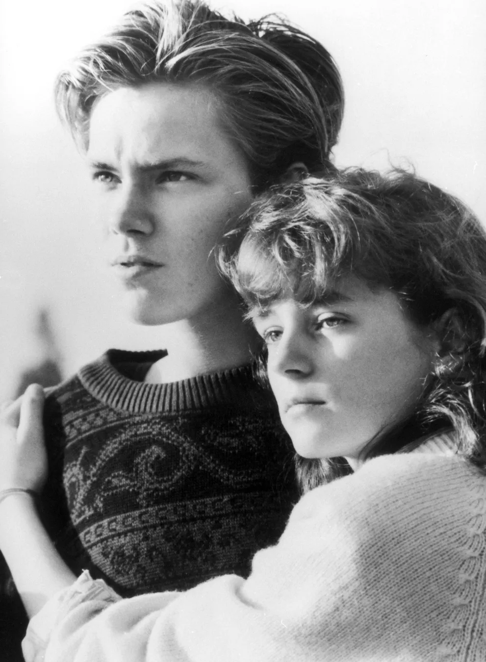 6345012-lucy-deakins-i-river-phoenix-w.jpg