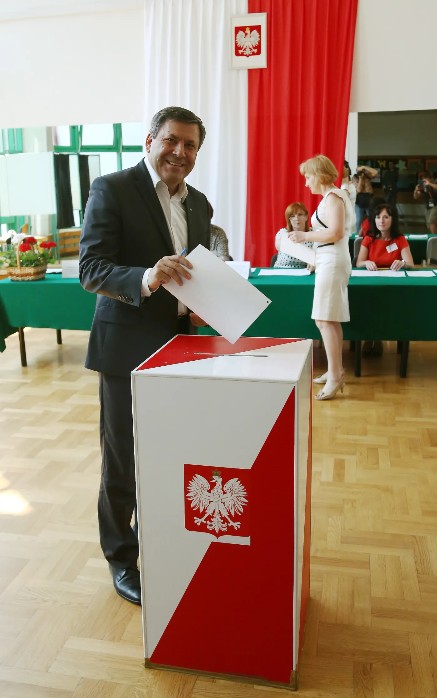 Dlaczego wciąż nie ma wyników? "Podstawą są dokumenty papierowe"