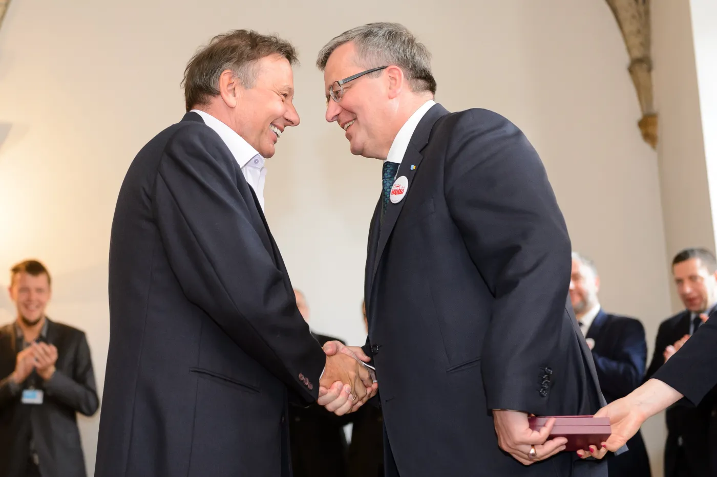 Prezydent odznaczył kabareciarza i zasadził "dąb wolności". ZDJĘCIA z Poznania