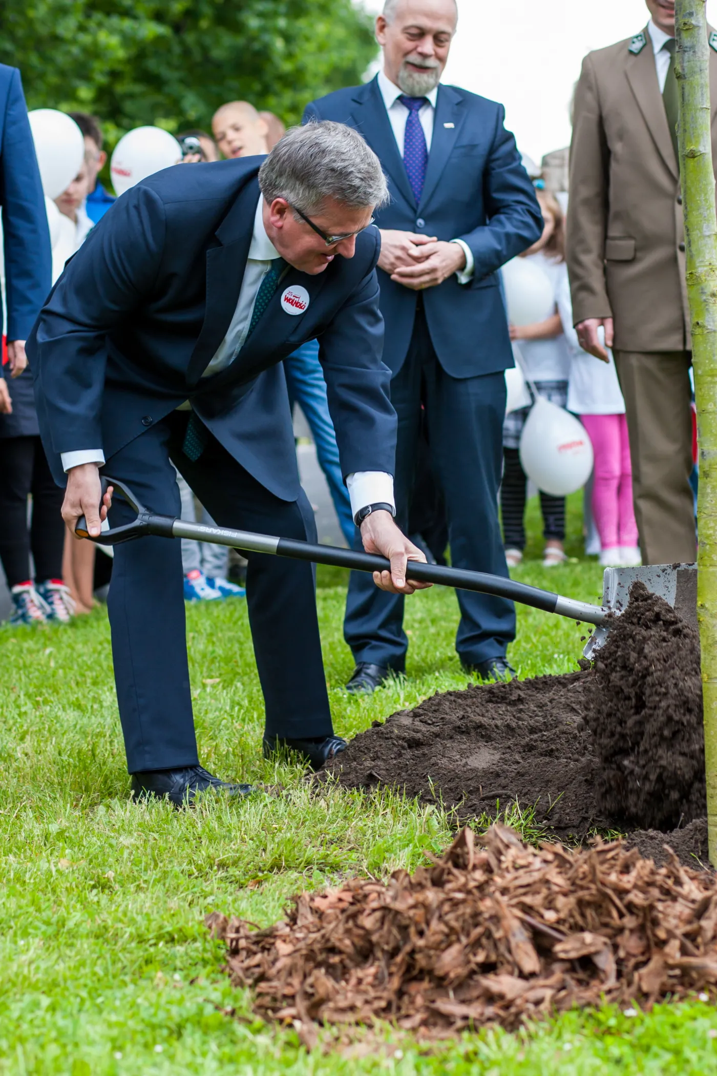 6373245-prezydent-bronislaw-komorowski.jpg
