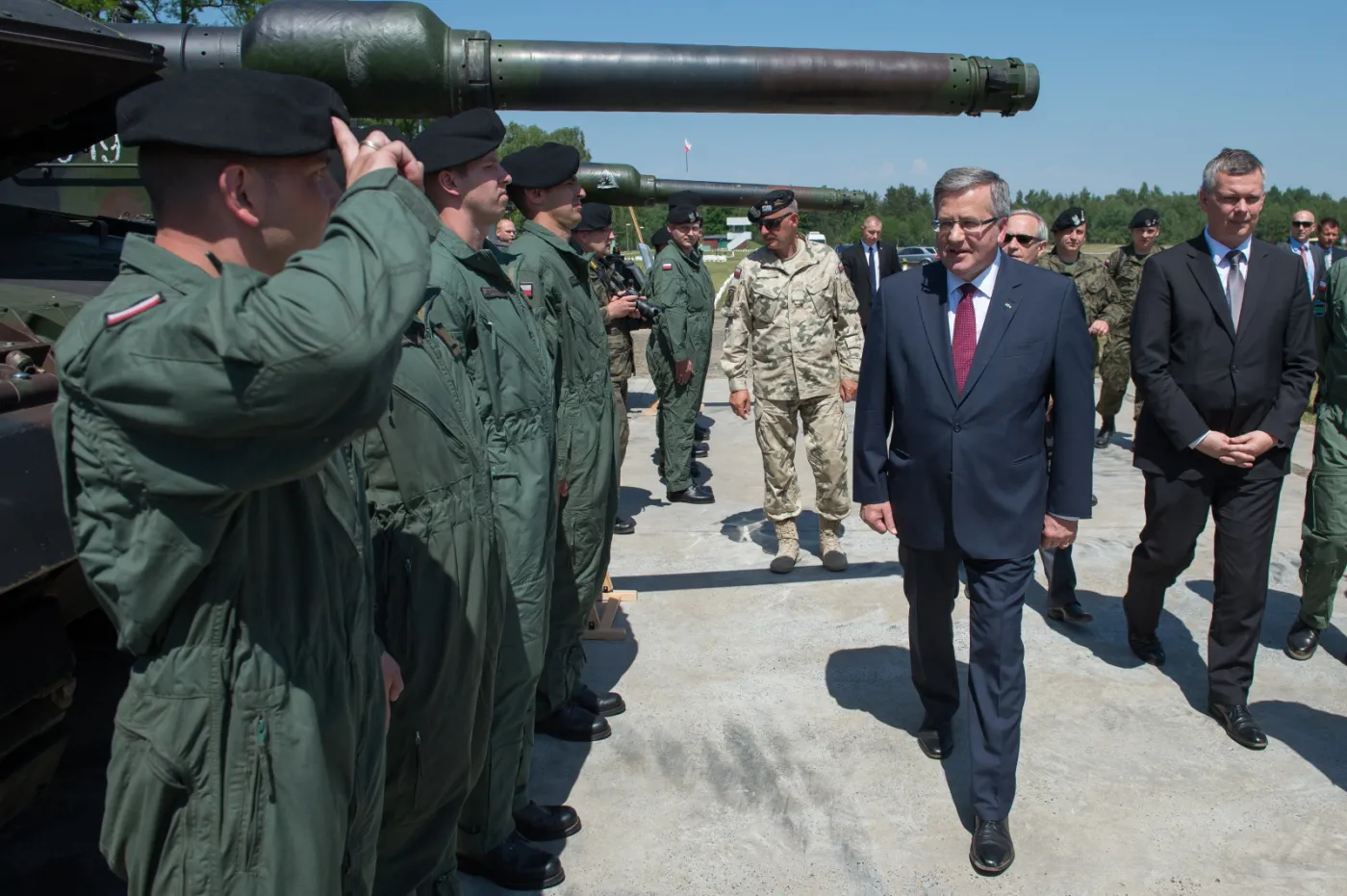 6402736-prezydent-bronislaw-komorowski.jpg