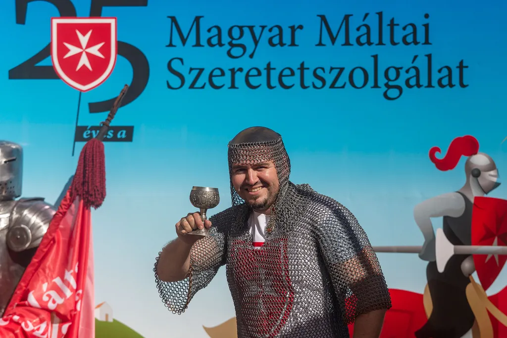 Wino i szampan leją się strumieniami w Budapeszcie