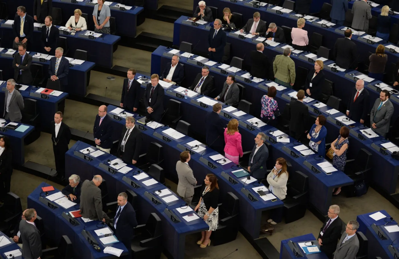 6512125-inauguracyjna-sesja-parlamentu.jpg