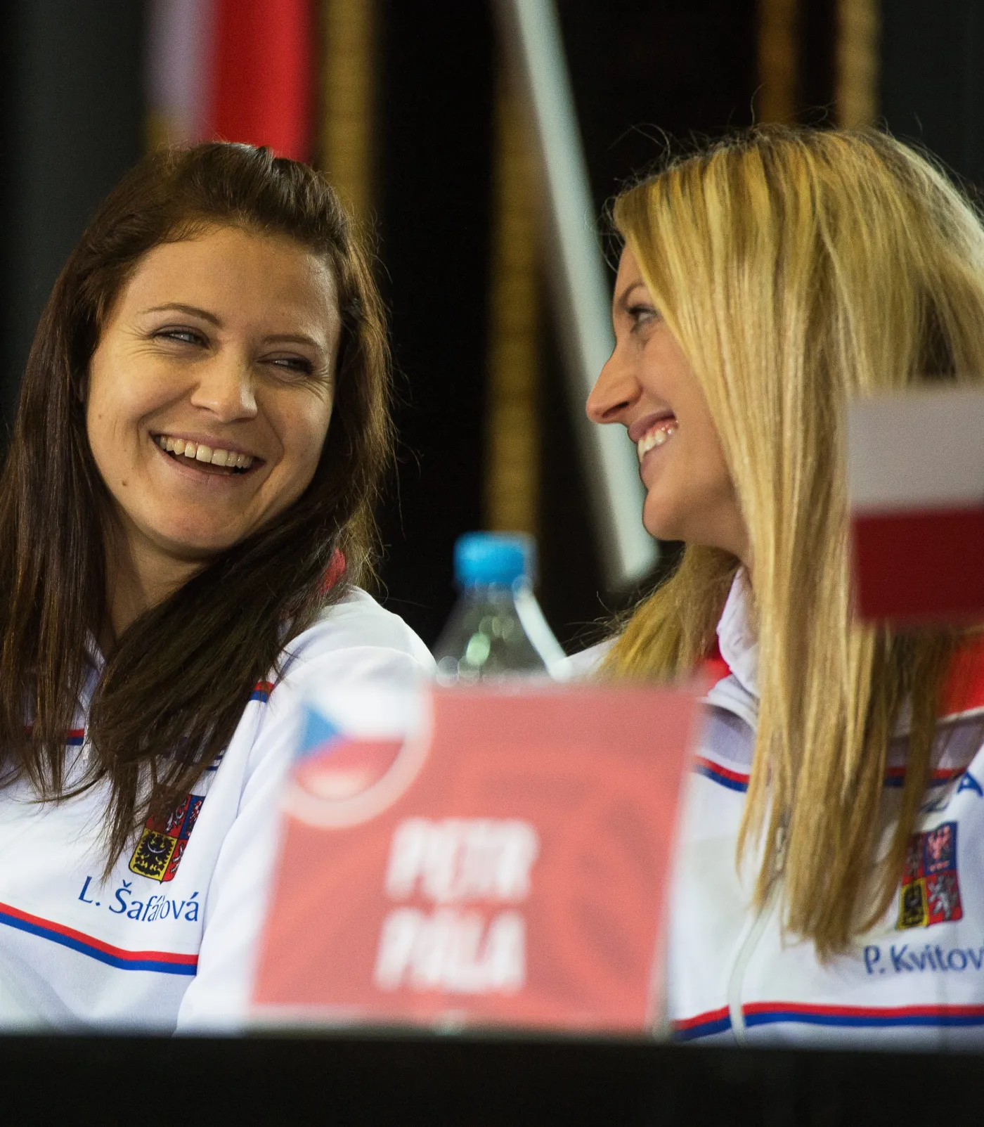 7036633-lucie-safarova-i-petra-kvitova.jpg