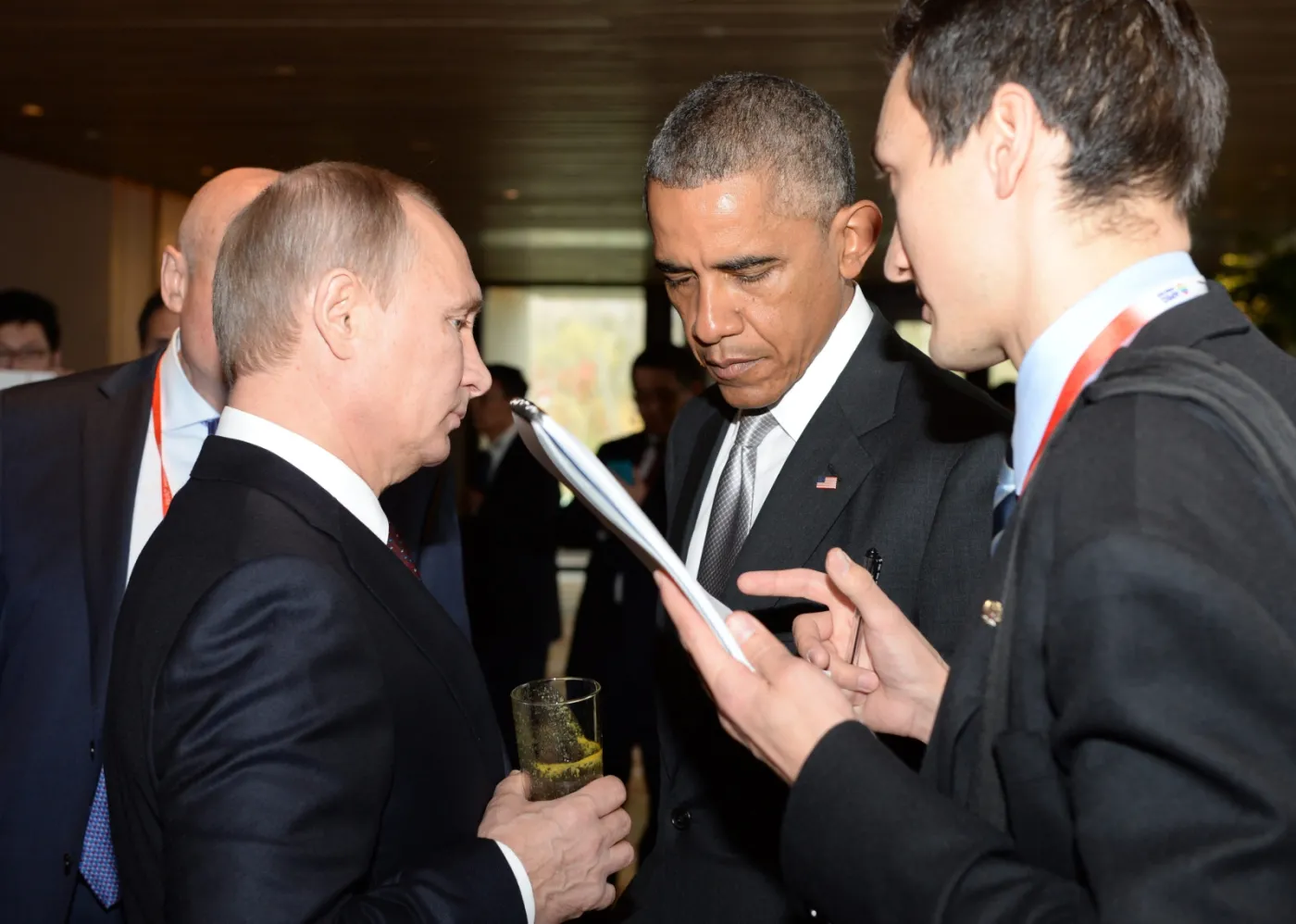 Wielkie chińskie manewry. Nieoczekiwane spotkanie Obama-Putin