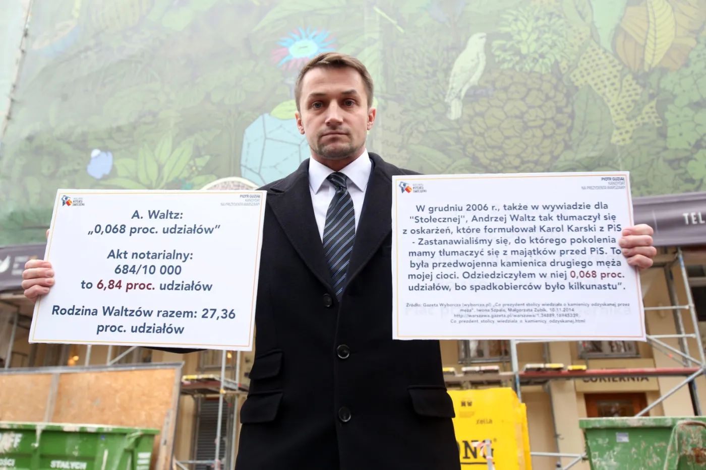 Kandydat na prezydenta Warszawy Piotr Guział podczas konferencji prasowej pt. "Udział rodziny Hanny Gronkiewicz-Waltz w przejęciu i sprzedaży kamienicy przy ul. Noakowskiego 16"