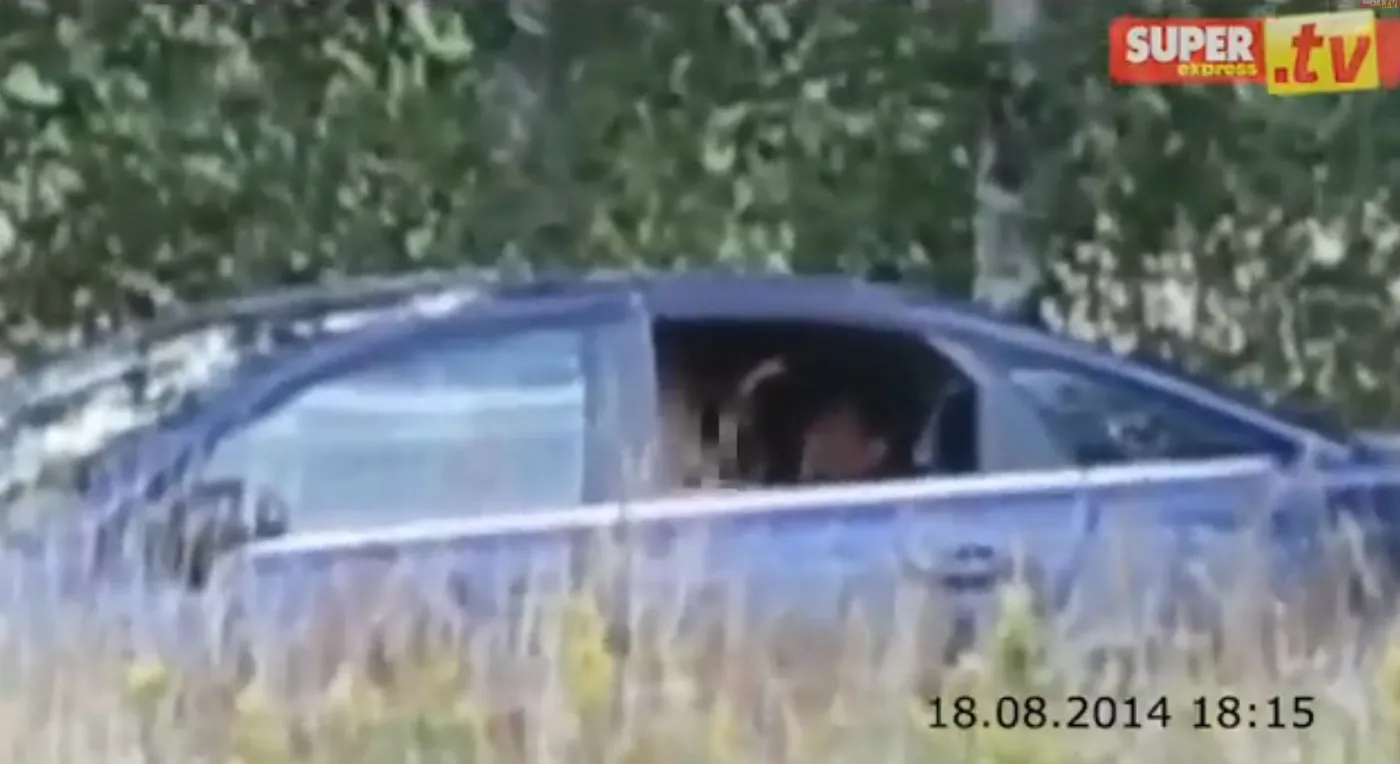 Stopklatka z filmu z igraszkami burmistrza