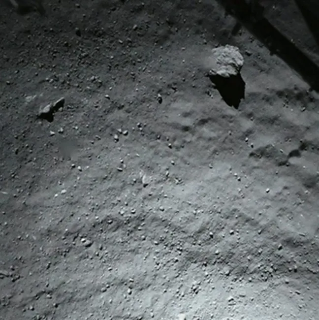 7068609-sonda-philae-przesyla-pierwsze.jpg