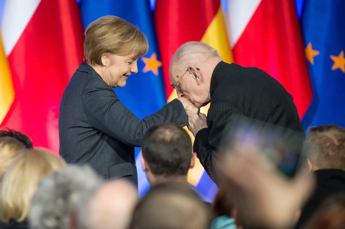 7093607-kanclerz-niemiec-angela-merkel.jpg