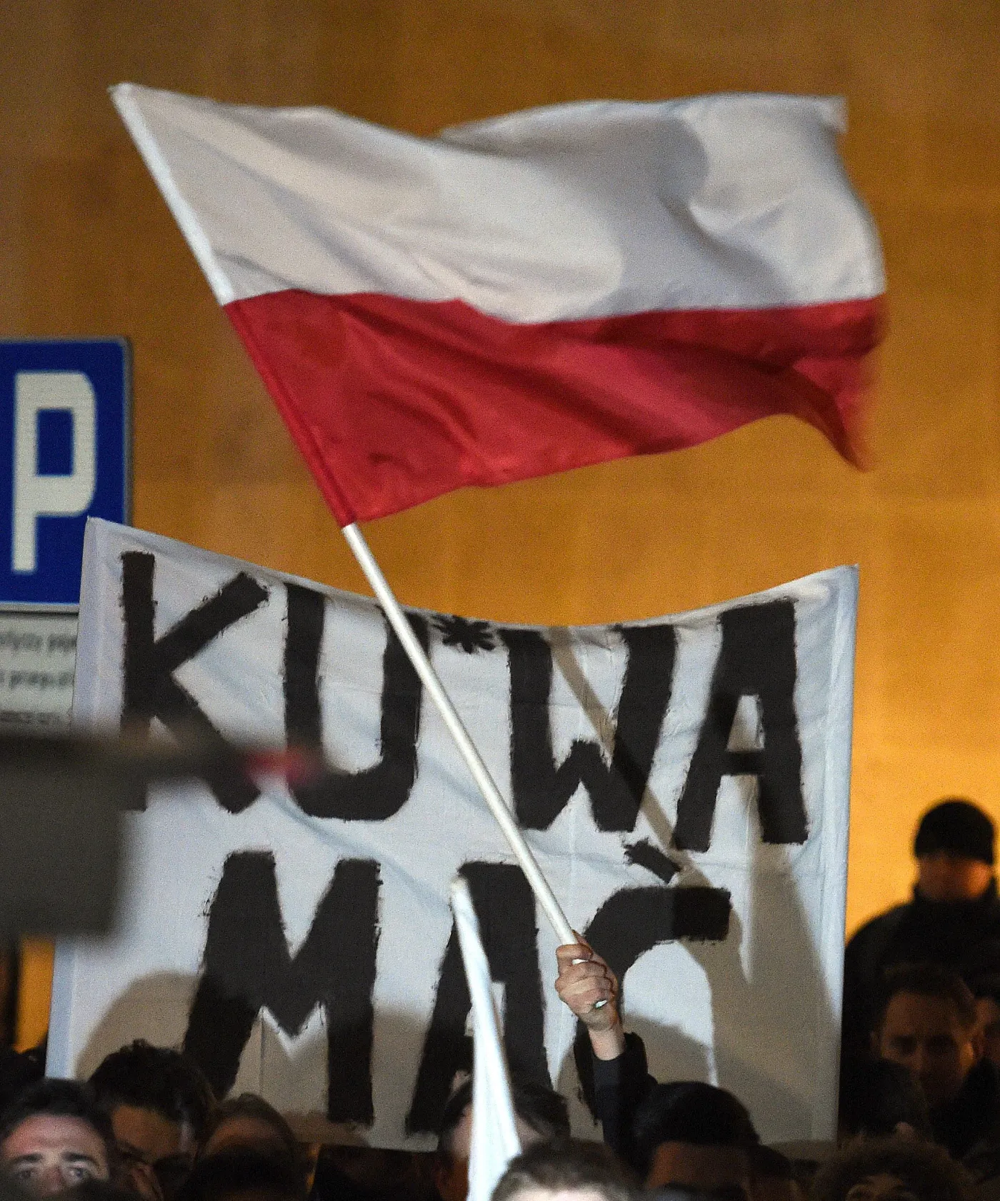 7094922-zainicjowana-przez-ruch-narodowy.jpg