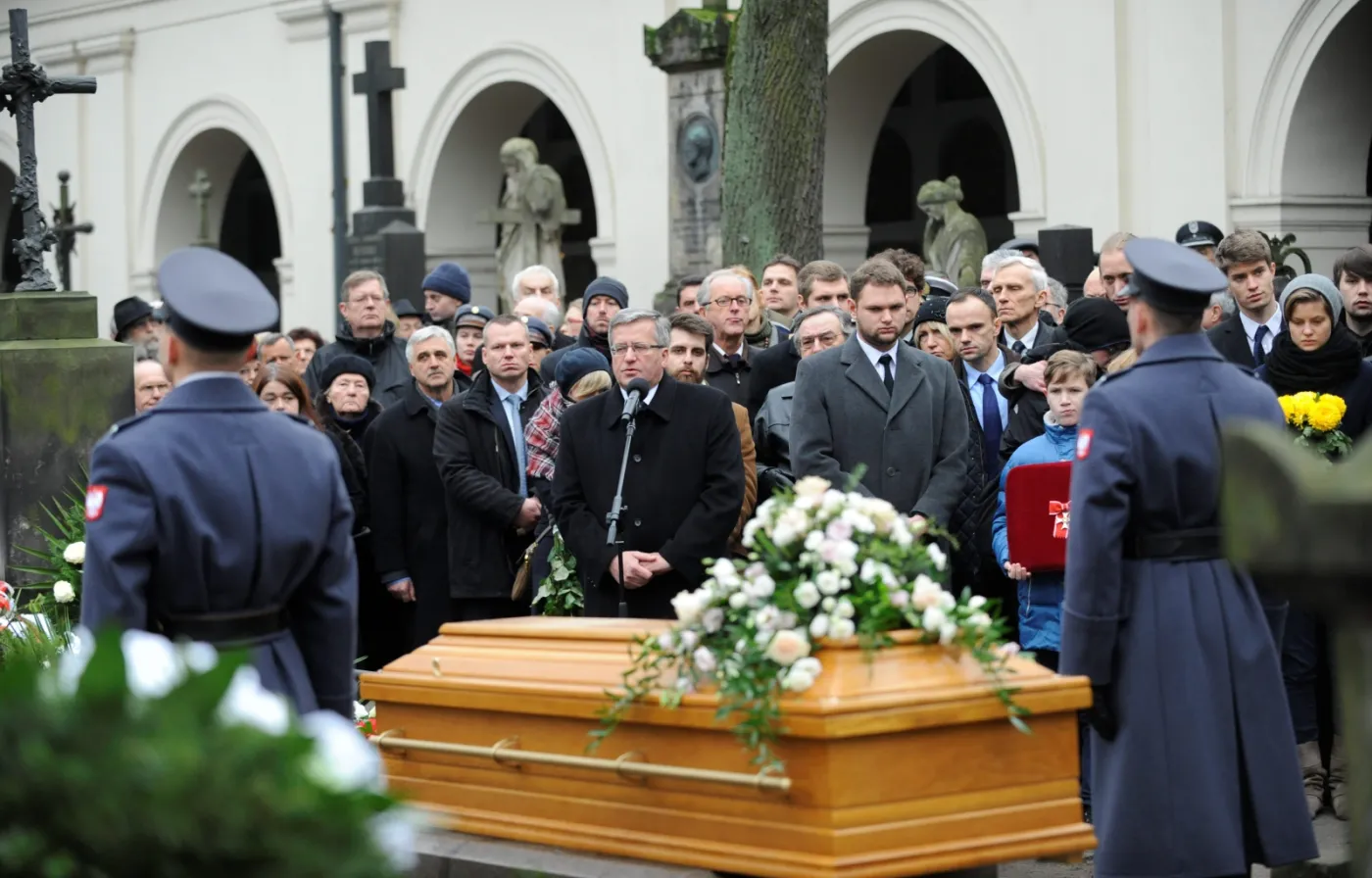7101275-pogrzeb-corki-marszalka-jozefa.jpg