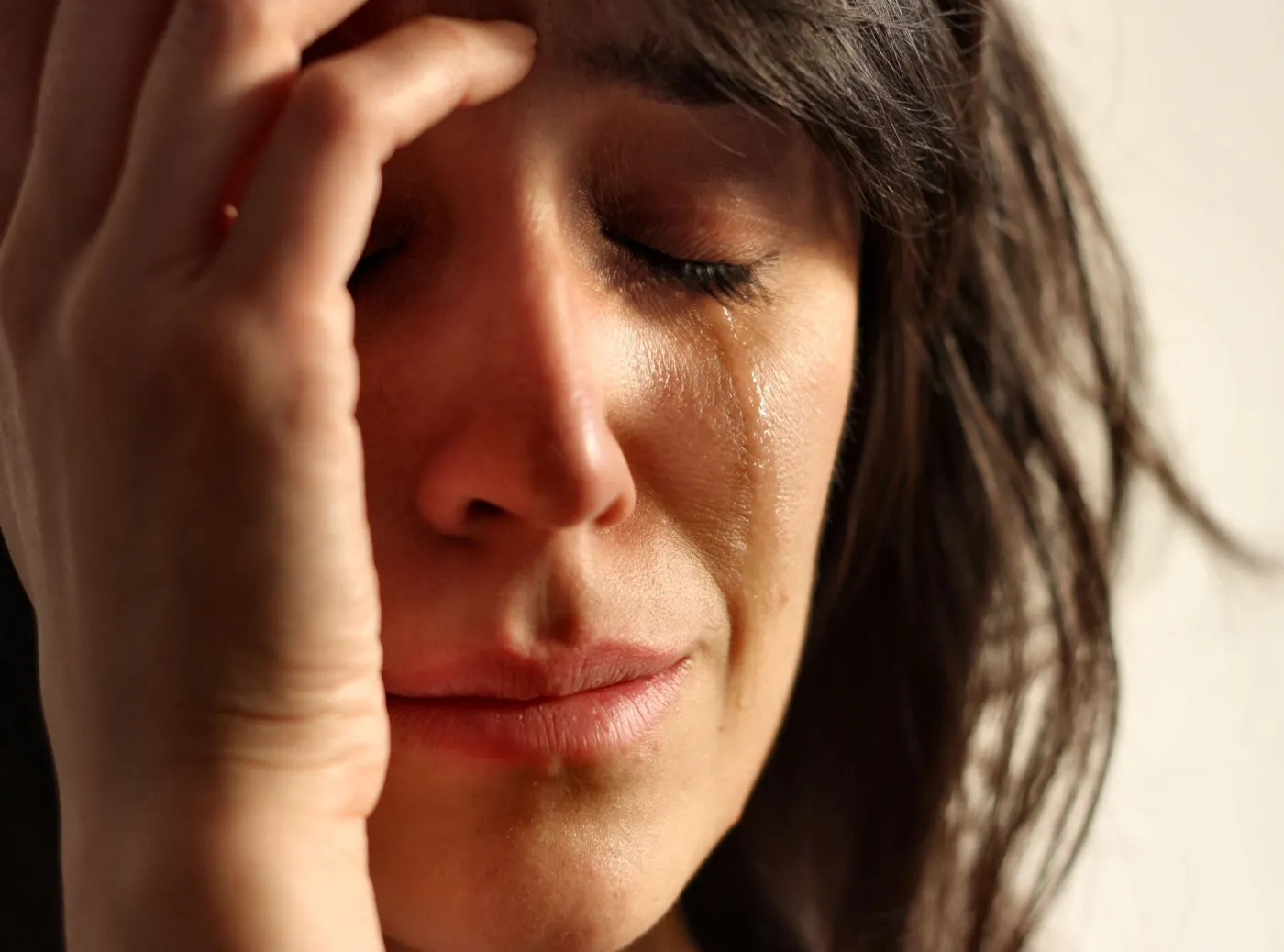 kobieta płacz tragedia depresja