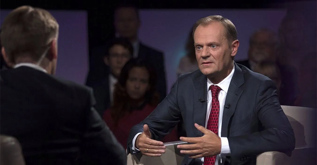Donald Tusk w programie "Tomasz Lis na żywo"