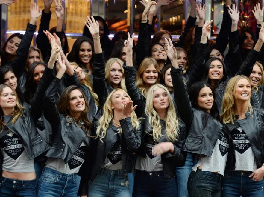 7140072-aniolki-victoria-s-secret-przed.jpg