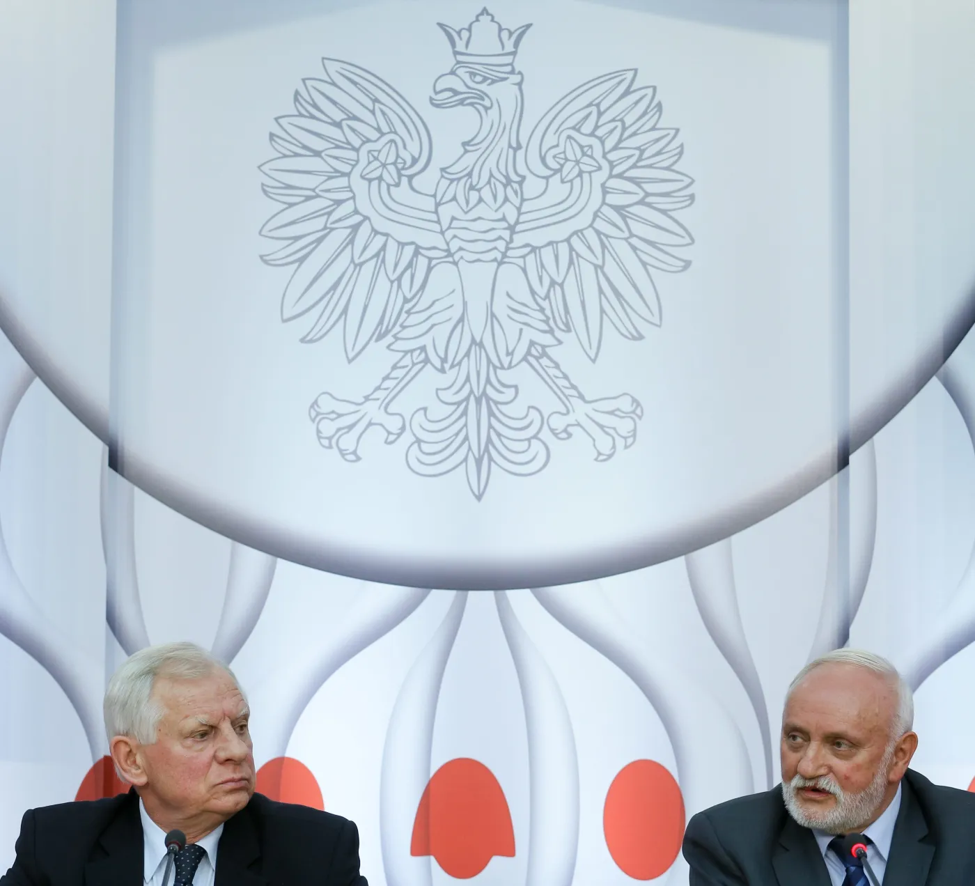 Sekretarz PKW Kazimierz Czaplicki i członek PKW Włodzimierz Ryms 