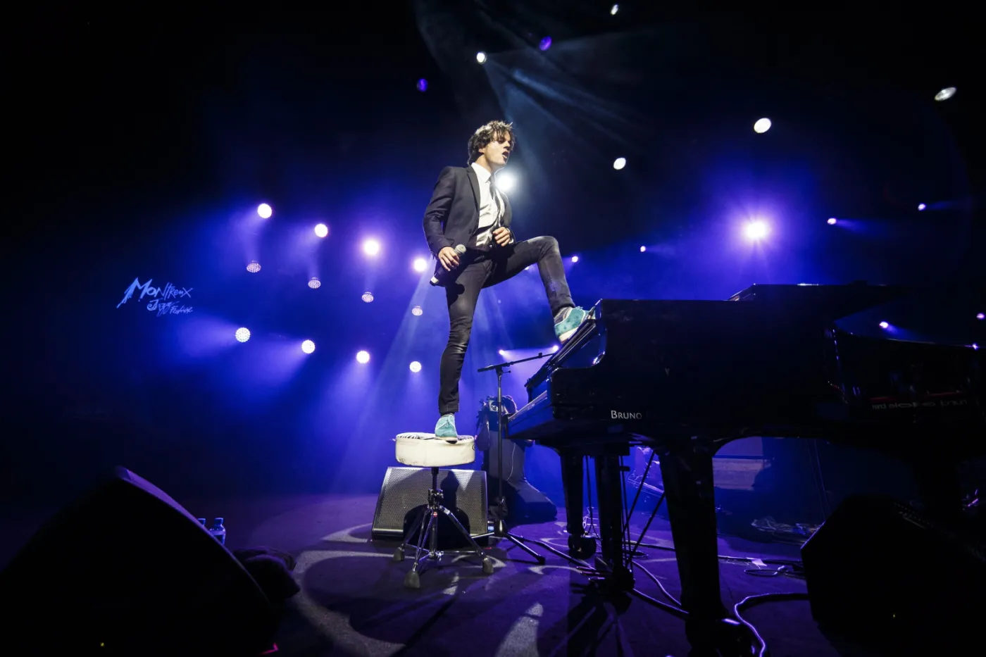 7208634-jamie-cullum-podczas-wystepu-na.jpg