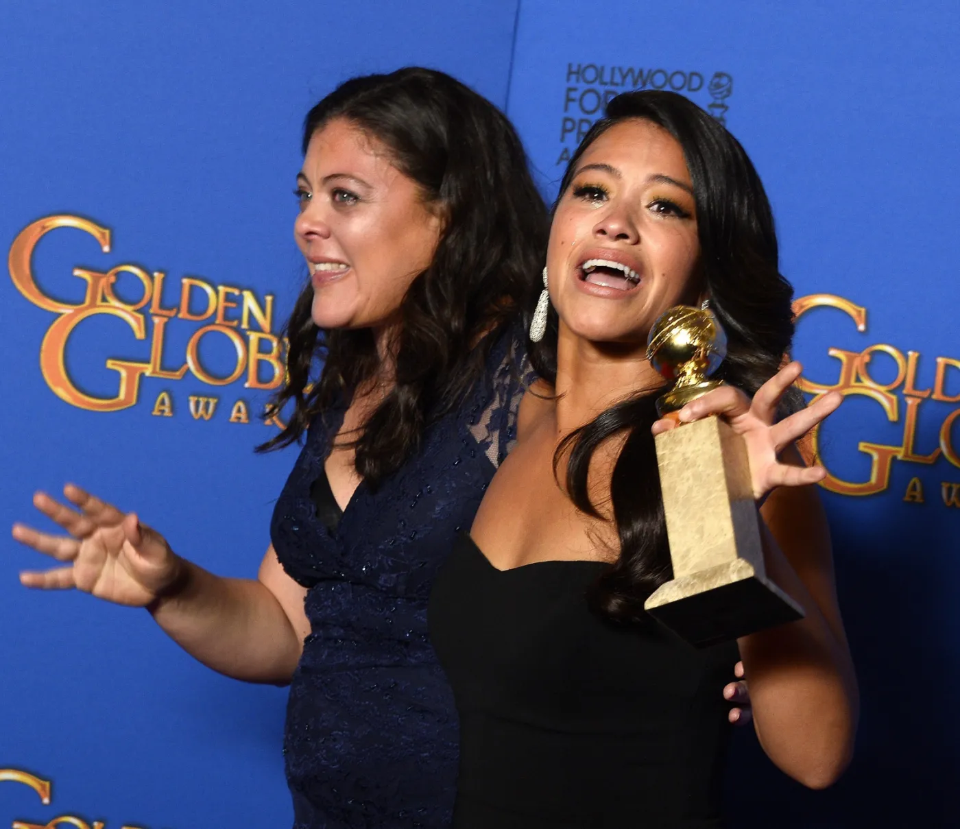 7287607-gina-rodriguez-z-siostra-evalise.jpg
