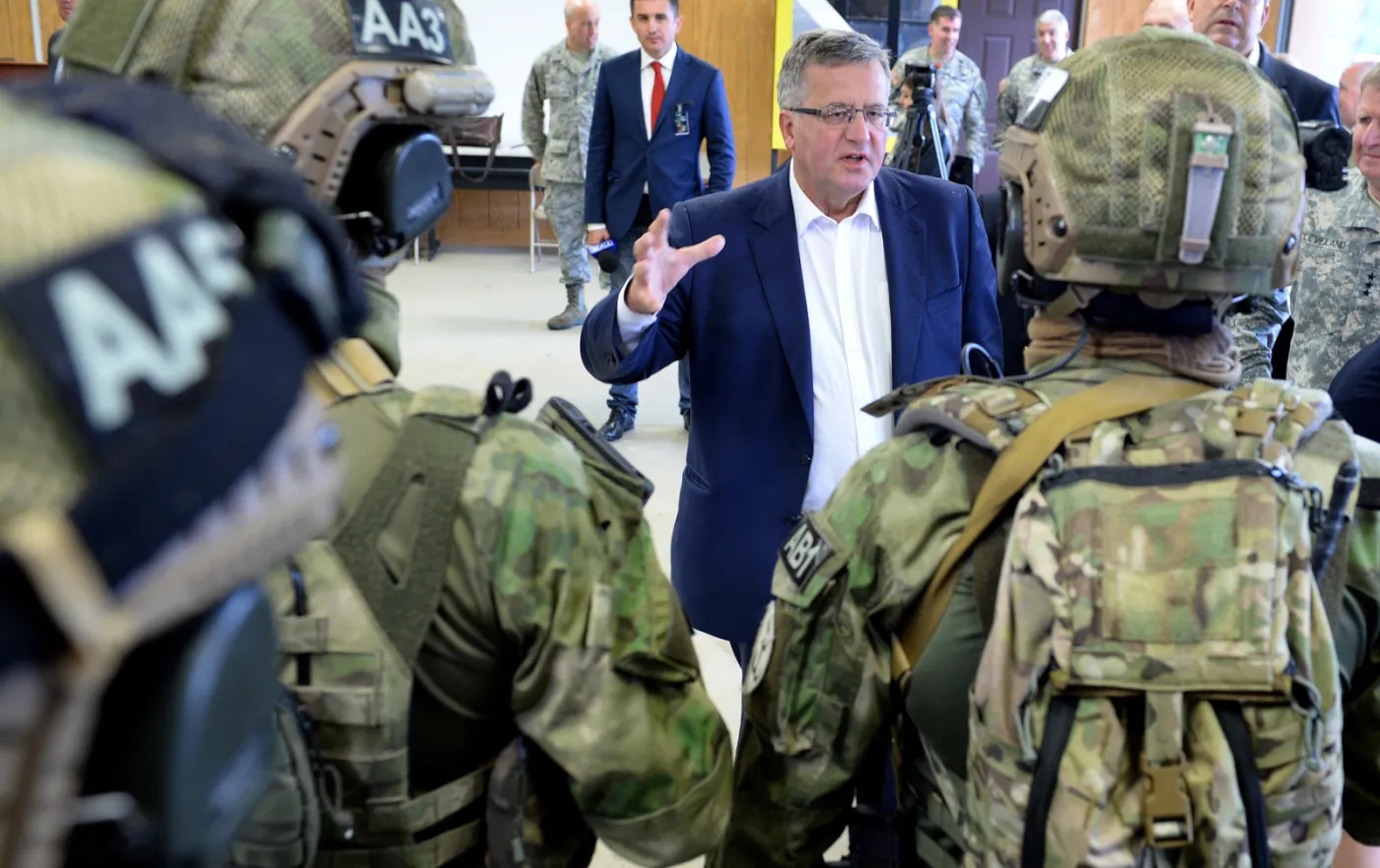 6851585-prezydent-bronislaw-komorowski.jpg