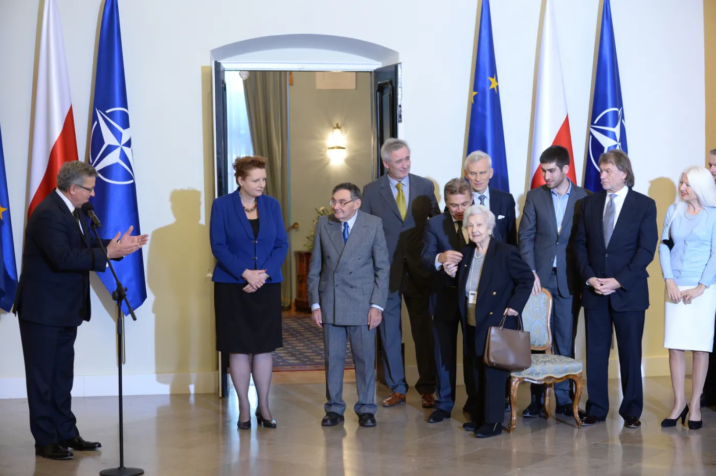  Prezydent Bronisław Komorowski podczas spotkania z darczyńcami Muzeum Historii Żydów Polskich