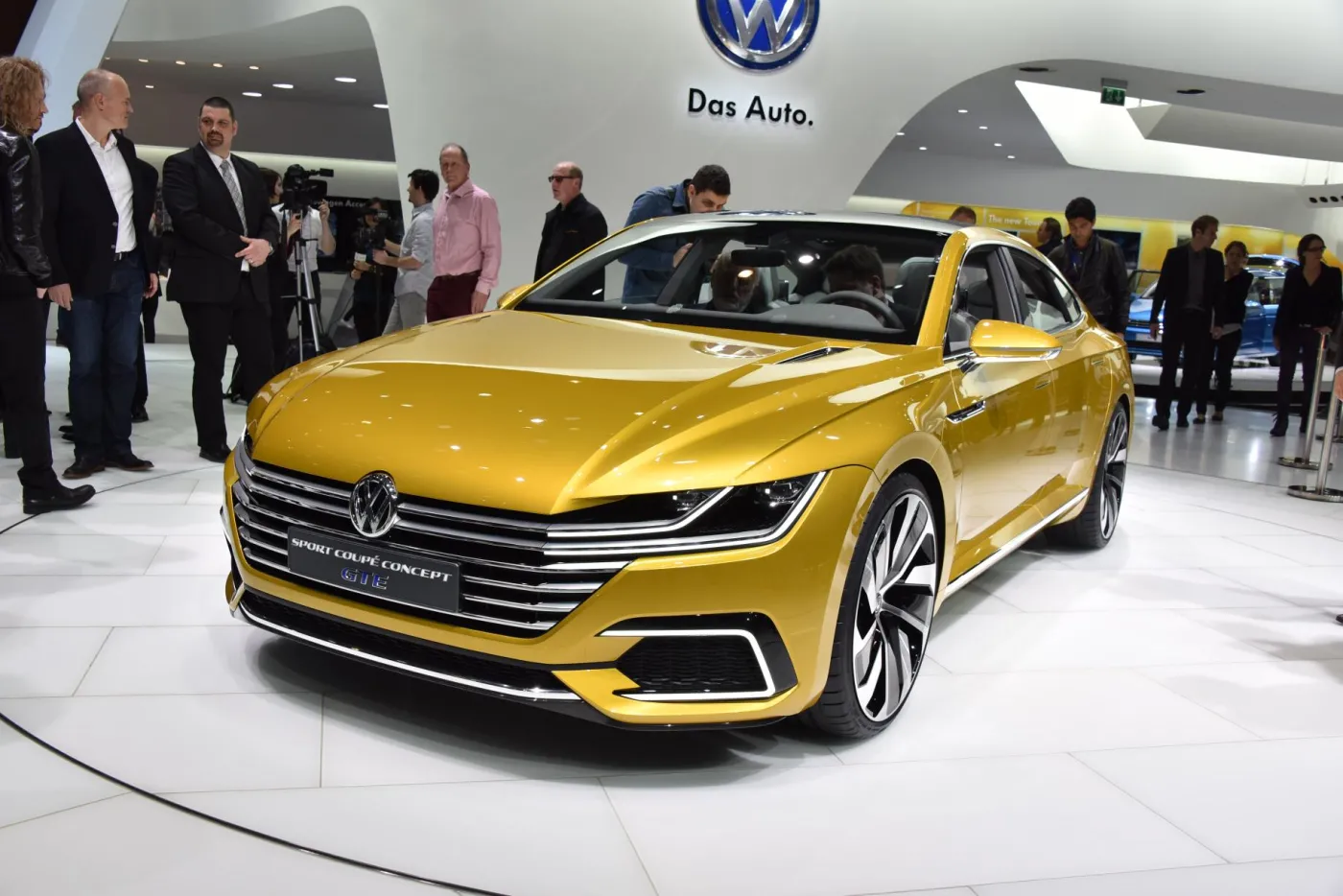 7495046-volkswagen-sport-coupe-concept.jpg