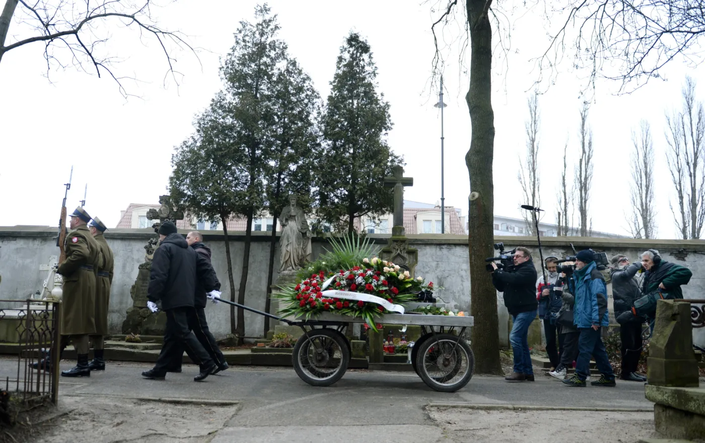 7510829-pogrzeb-bohdana-tomaszewskiego.jpg