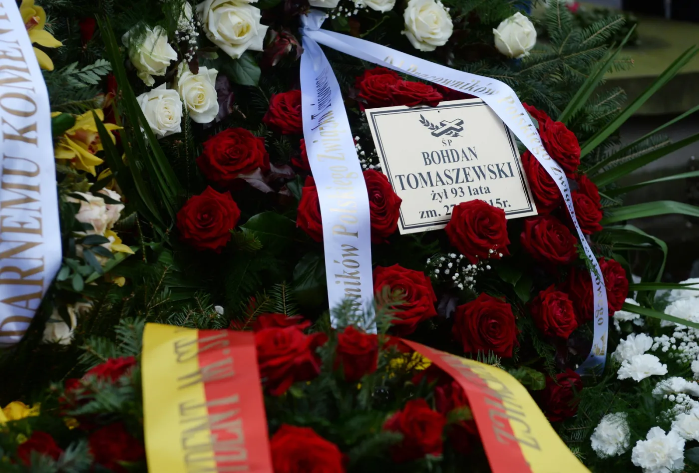 7510858-pogrzeb-bohdana-tomaszewskiego.jpg