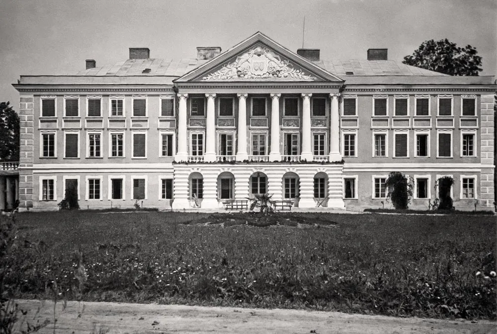 7539058-tak-mieszkala-polska-arystokracja.jpg