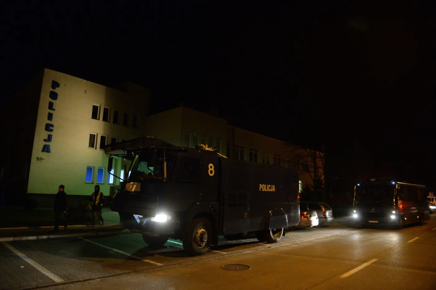 7548730-nocne-zamieszki-w-legionowie-po.jpg