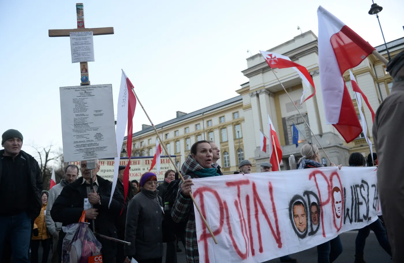 7638603-manifestacja-przed-ambasada-rosji.jpg