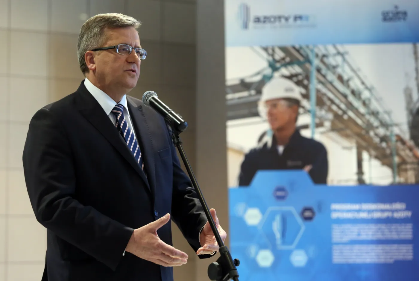 Europseł nie wie, co udostępnia? "Słowa ramol nie zauważyłem"