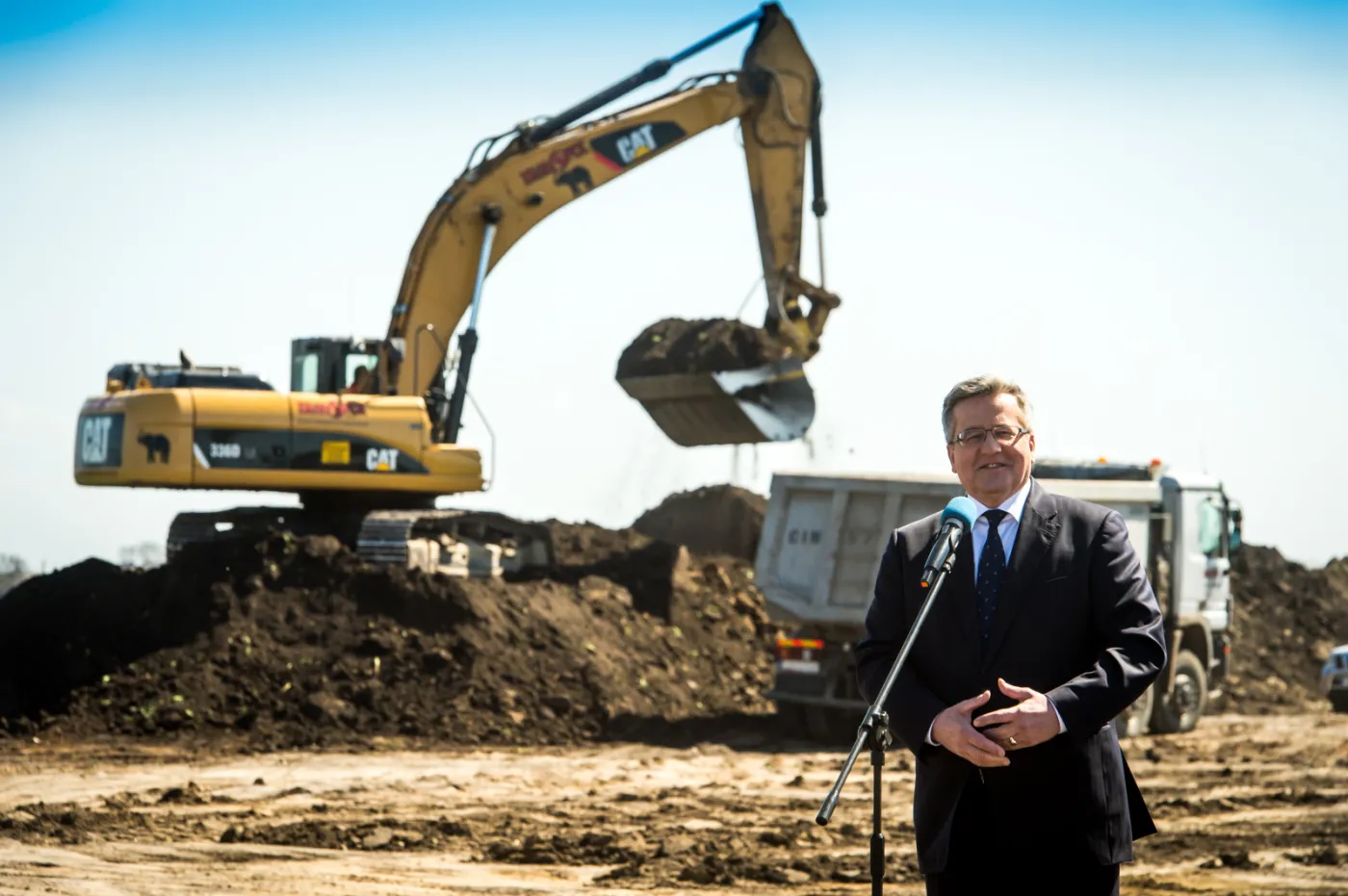 BRONISŁAW KOMOROWSKI ODWIEDZIŁ BUDOWĘ, KTÓREJ... NIE MA