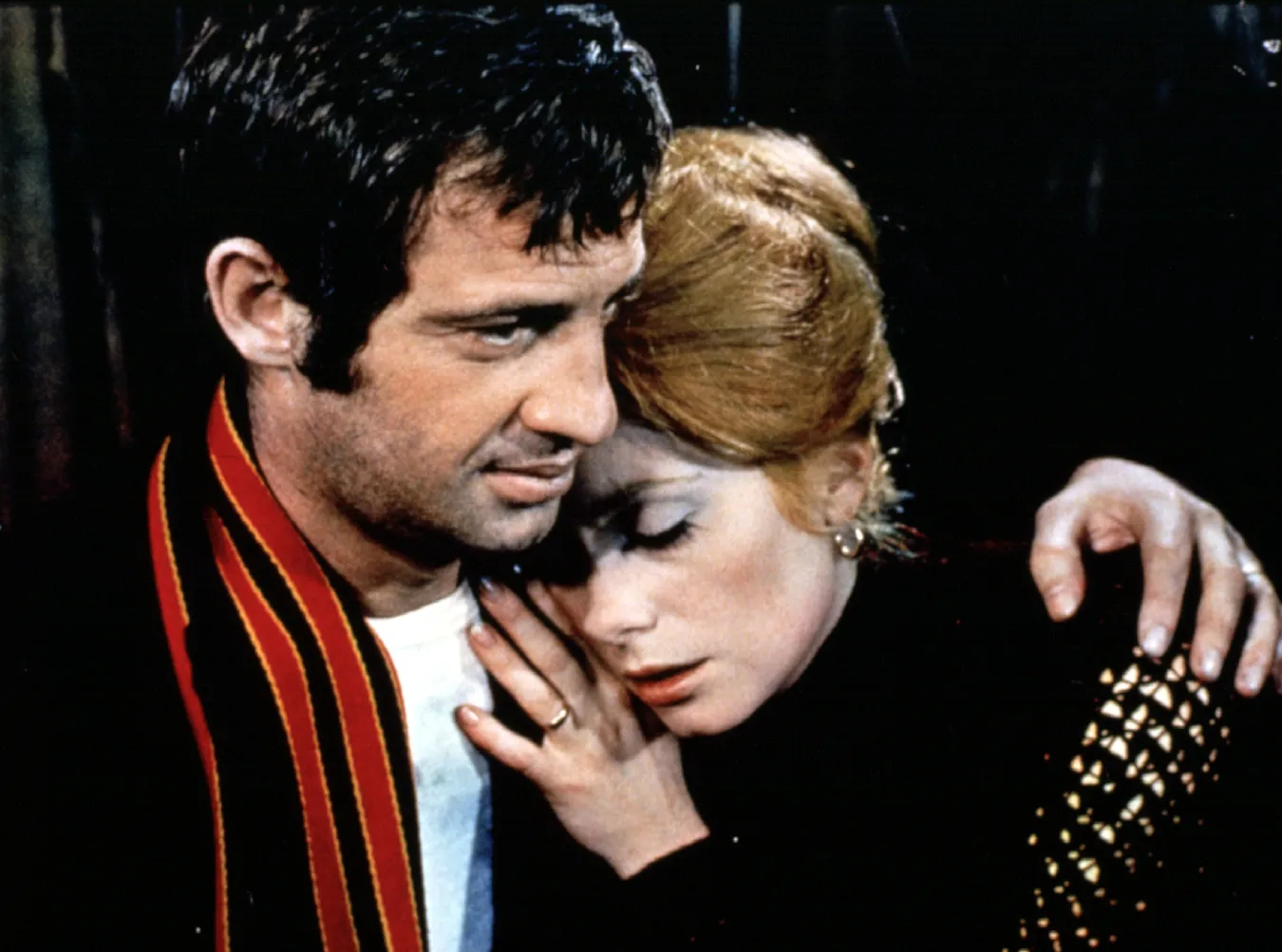 7747341-jean-paul-belmondo-z-catherine.jpg