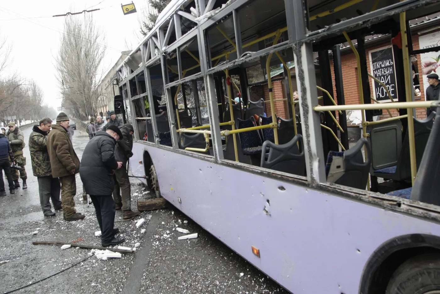 Ostrzelany autobus na przystanku w Doniecku