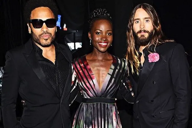 Jared Leto i Lupita Nyong'o są parą? Hollywood huczy od plotek