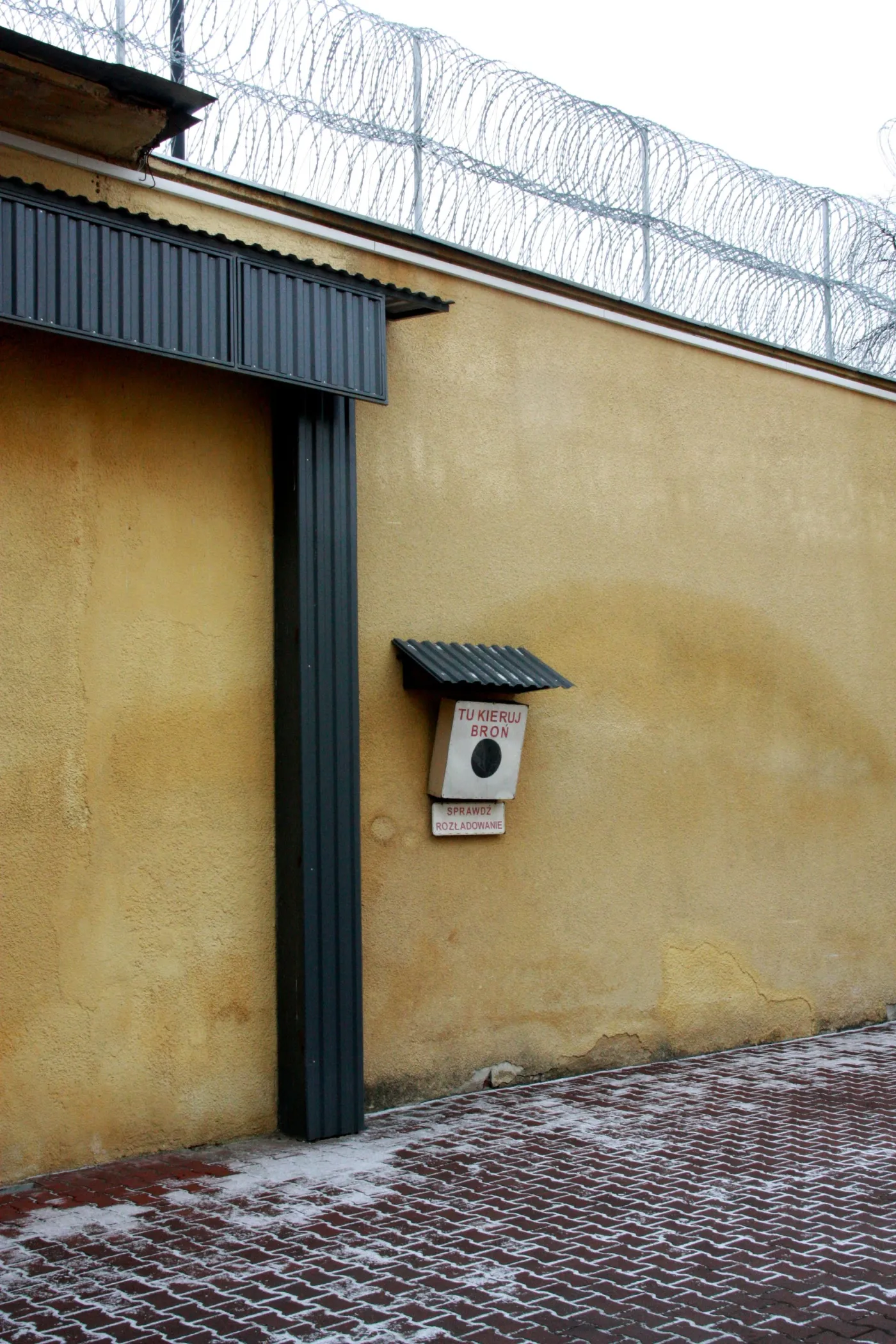 7397779-areszt-sledczy-warszawa-mokotow.jpg