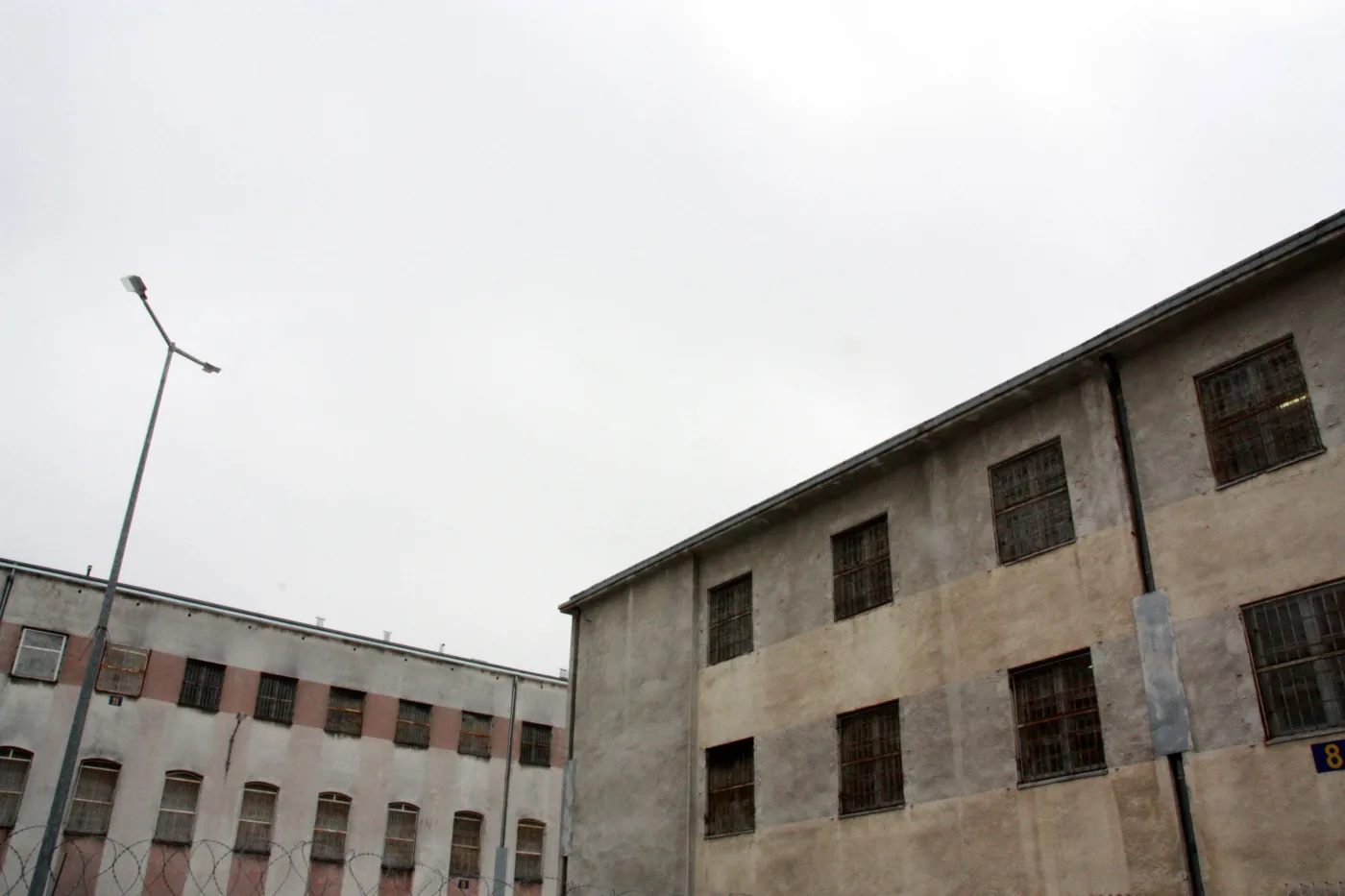 7398591-areszt-sledczy-warszawa-mokotow.jpg