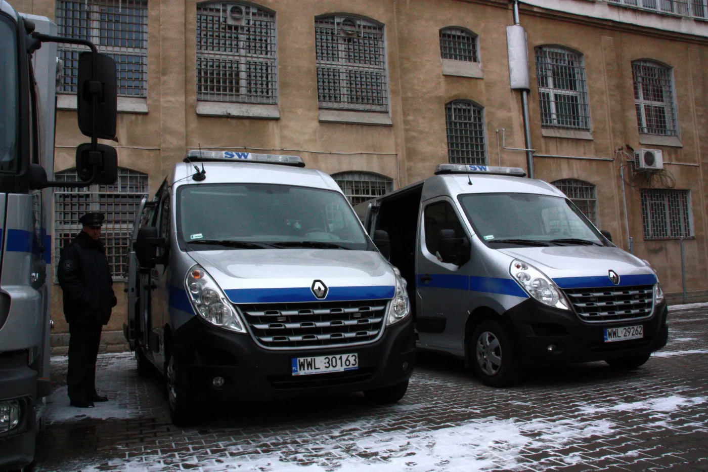 7398678-areszt-sledczy-warszawa-mokotow.jpg