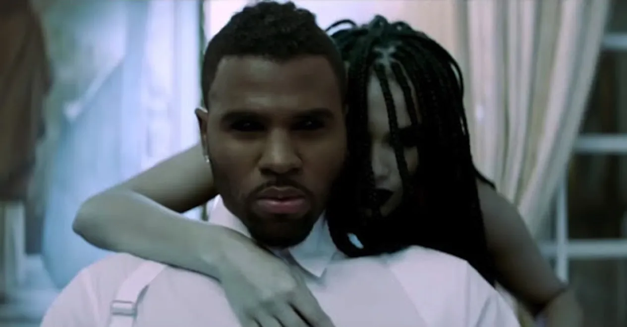 Jason Derulo w ramionach kusicielki