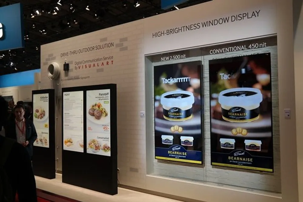 Nowe reklamowe monitory Samsunga