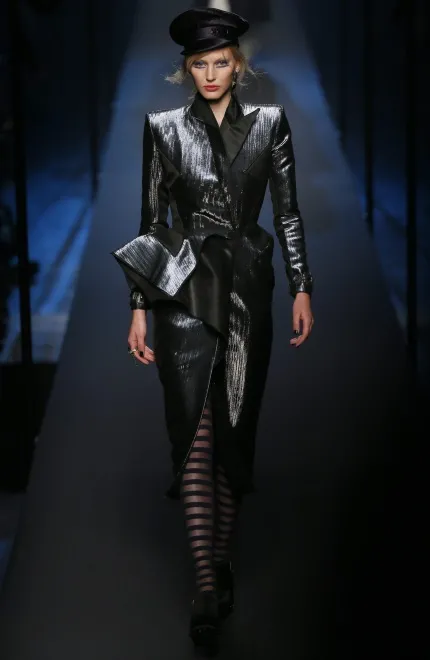 7959672-jean-paul-gaultier-haute-couture.jpg