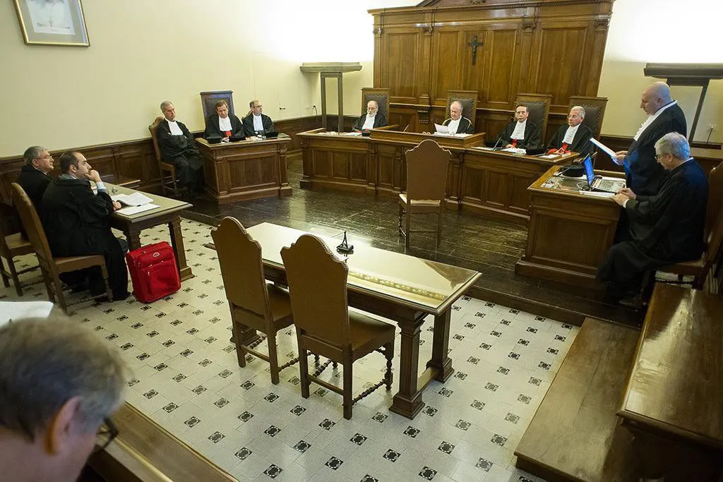 Puste krzesło na procesie byłego arcybiskupa Józefa Wesołowskiego