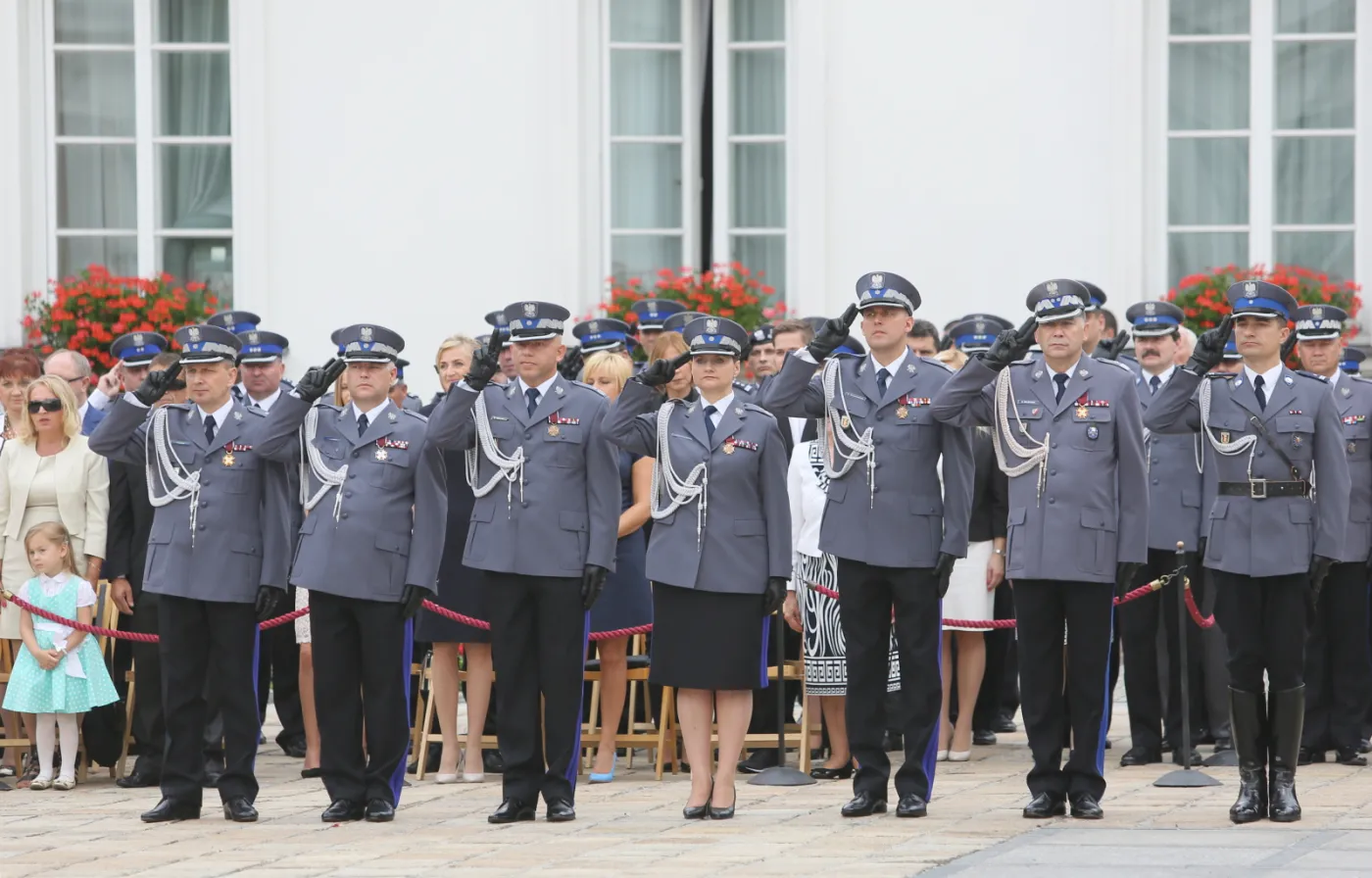 8005334-policjanci-nominowani-na-stopnie.jpg