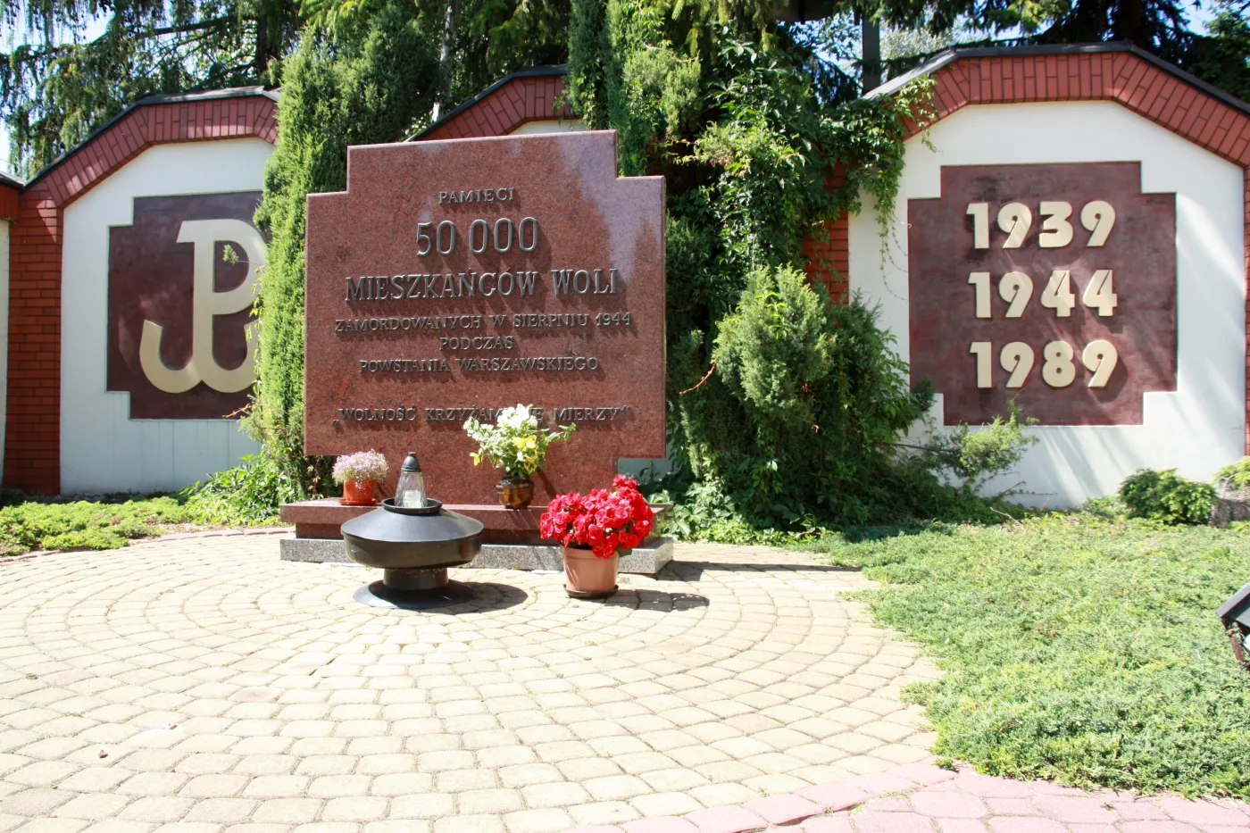 5216617-powstanie-warszawskie-1944-wola.jpg