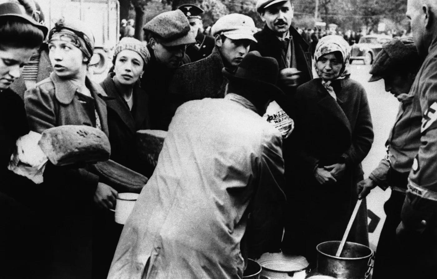 6872926-warszawa-1939-ii-wojna-swiatowa.jpg