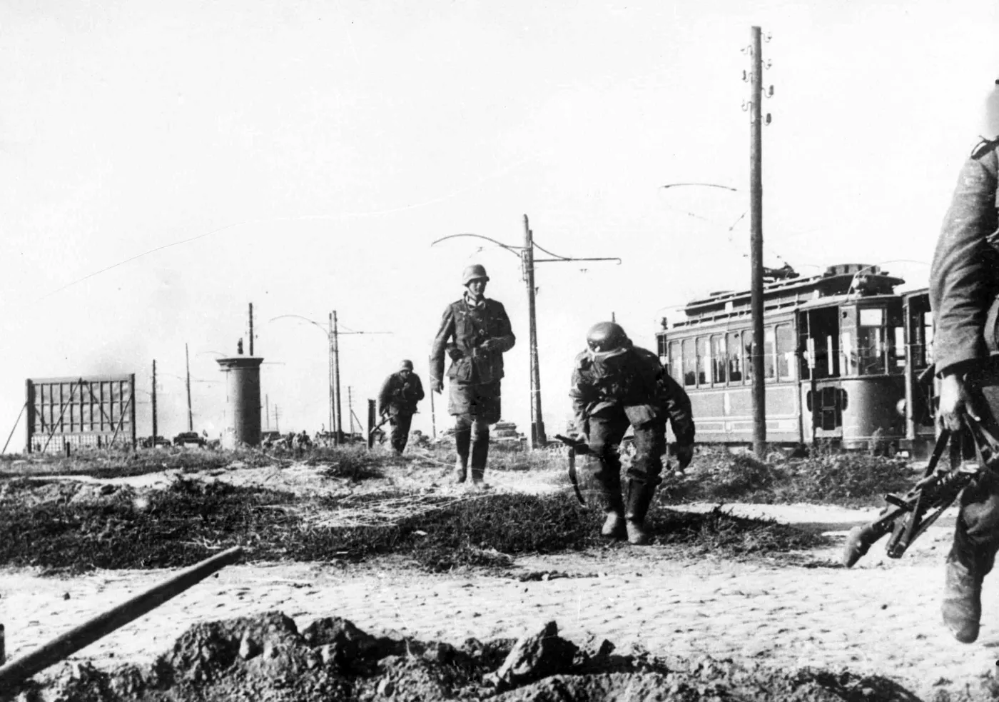 6873941-warszawa-1939-ii-wojna-swiatowa.jpg