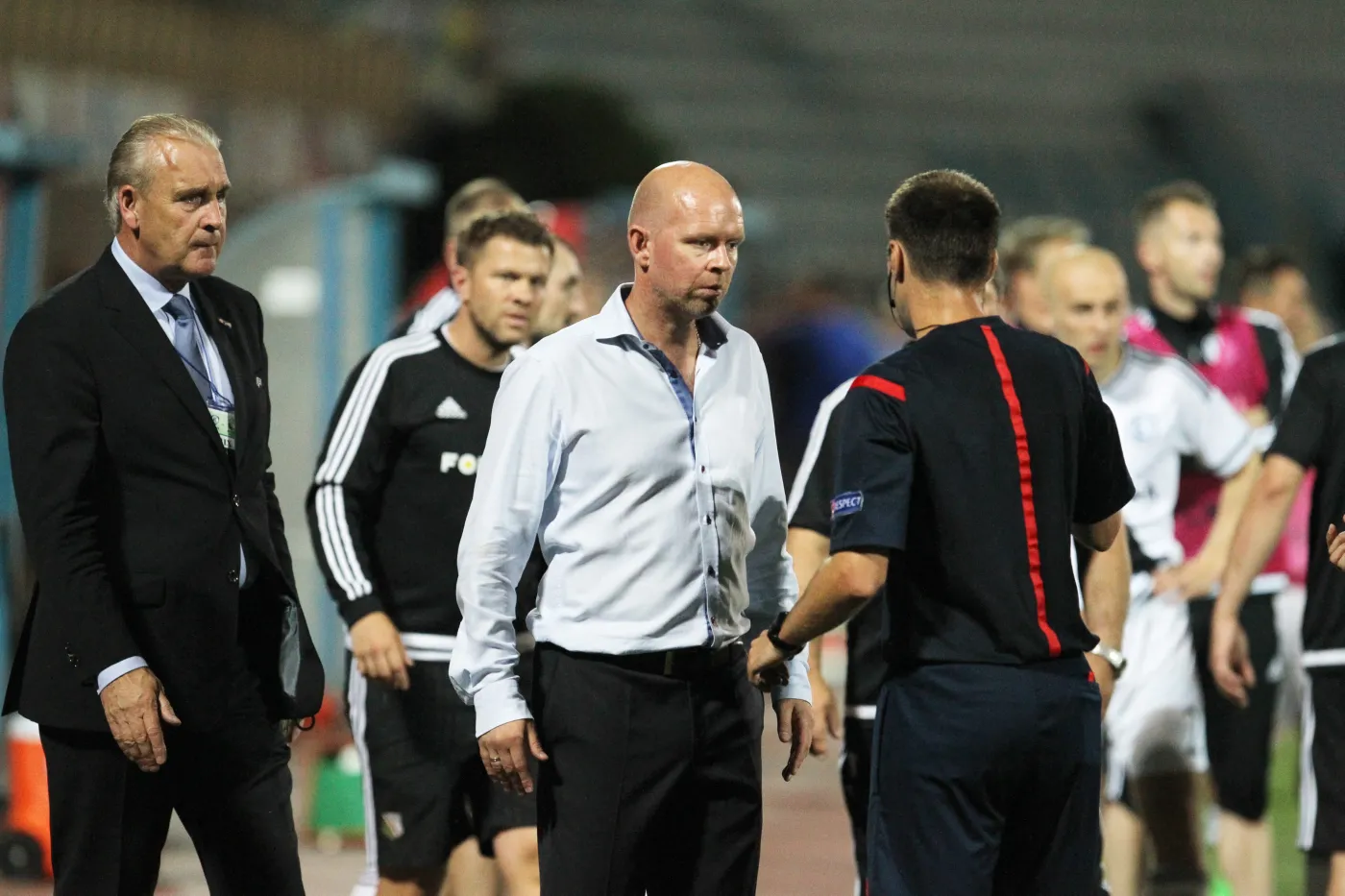 Trener Legii, Henning Berg (w środku)