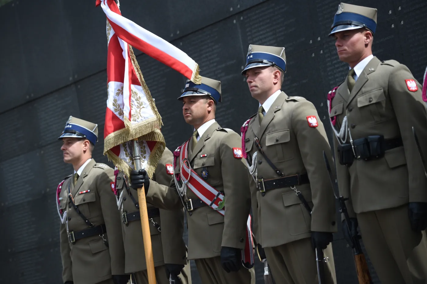 Powstańcy apelują: Poświęćmy minutę dla bohaterów
