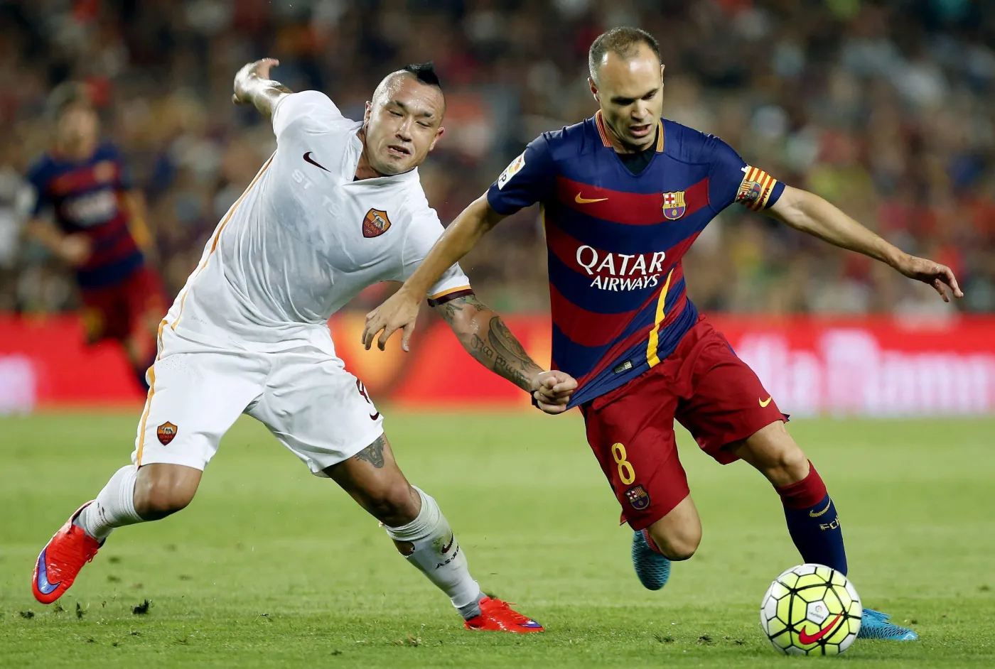 Barcelona lepsza od Romy. Szczęsny skapitulował po strzałach Neymara i Messiego. WIDEO