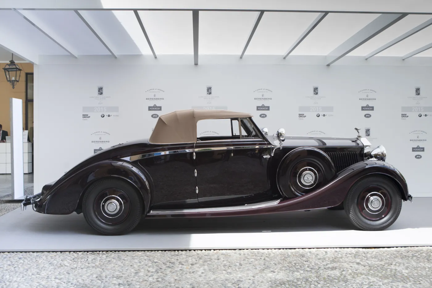 8056639-rolls-royce-generala-wladyslawa.jpg