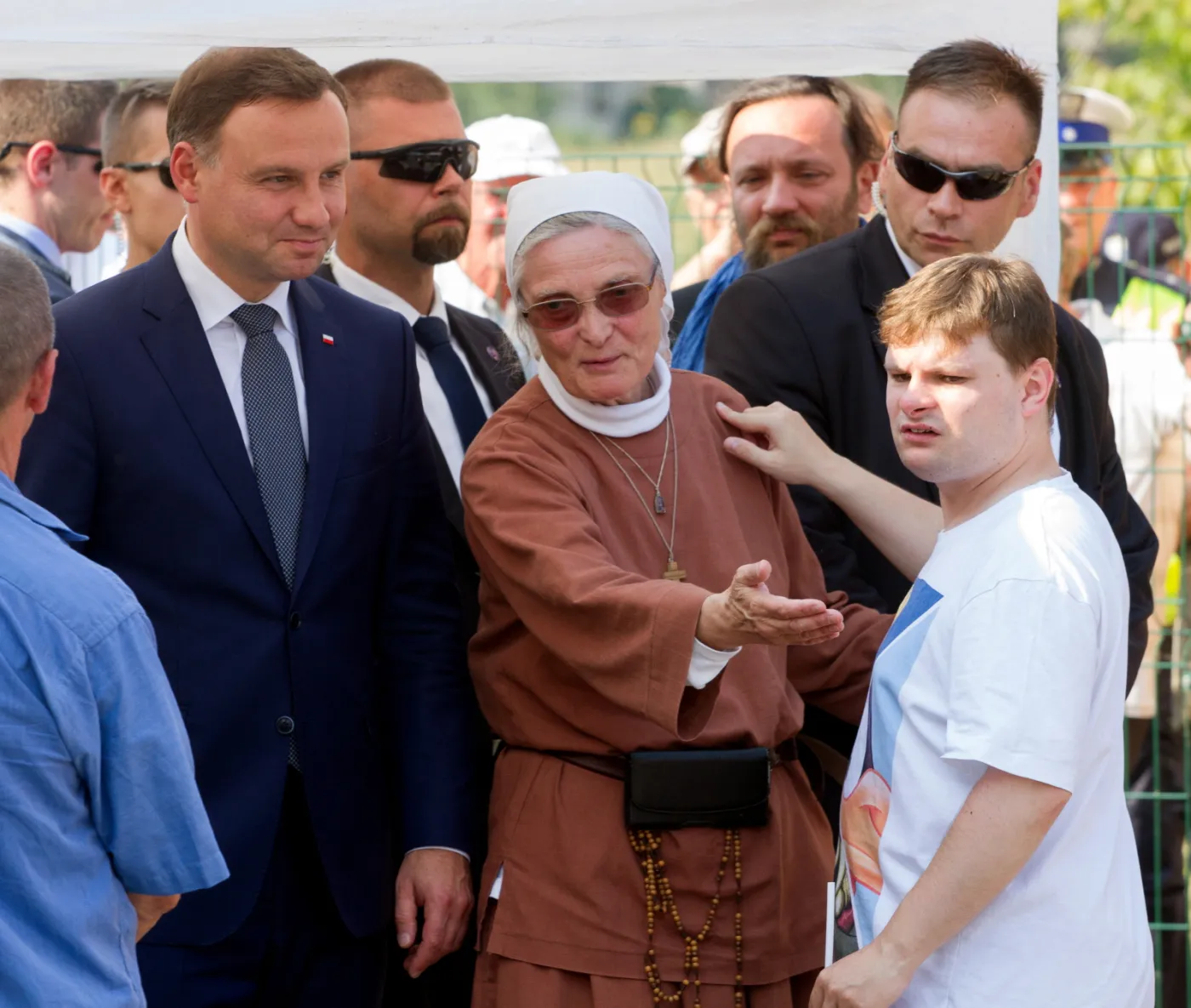 8073634-siostra-chmielewska-apeluje-do.jpg